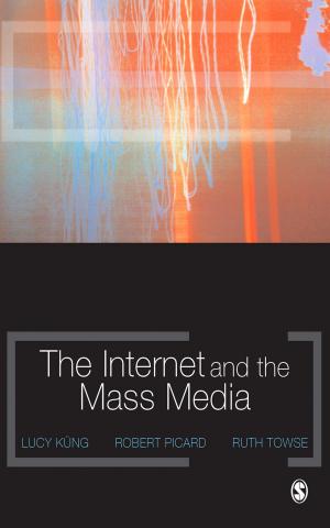 Cover of the book The Internet and the Mass Media by 