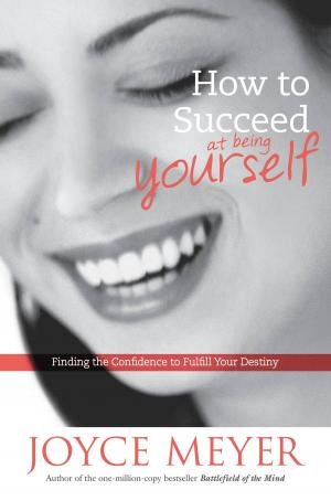 Cover of the book How to Succeed at Being Yourself by Richard Abanes