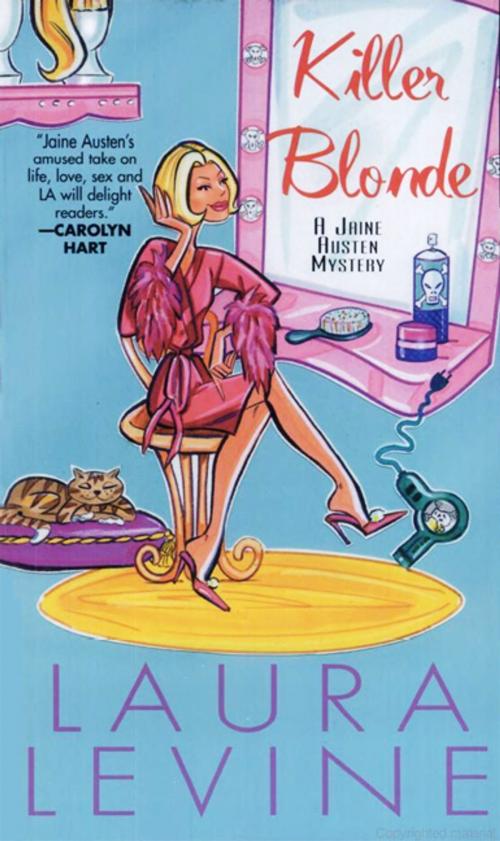 Cover of the book Killer Blonde by Laura Levine, Kensington Books