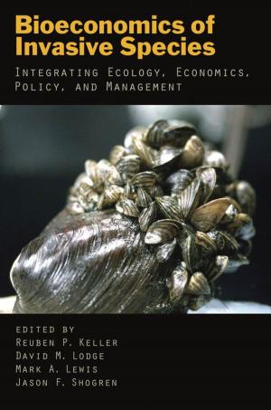Cover of the book Bioeconomics of Invasive Species by David Brion Davis
