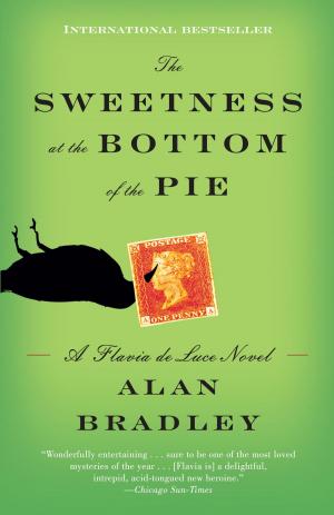 Cover of the book The Sweetness at the Bottom of the Pie by Kay Hooper