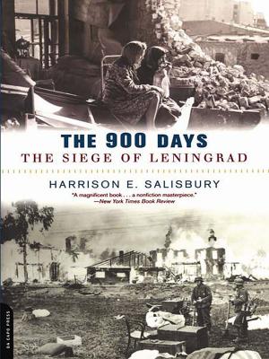 Cover of the book The 900 Days by Donald Trump