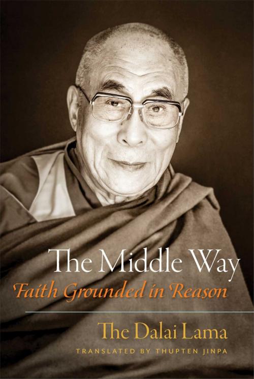 Cover of the book The Middle Way by His Holiness the Dalai Lama, Wisdom Publications