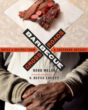 Cover of the book Barbecue Crossroads by Bob Thornton, Vera Thornton