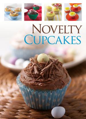 Cover of the book Novelty Cupcakes by Edmond Hoyle, Hinkler