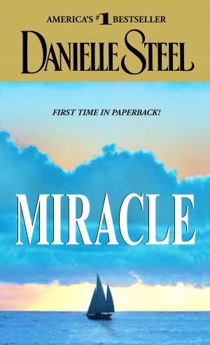 Cover of the book Miracle by Paula McLain