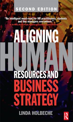 Cover of the book Aligning Human Resources and Business Strategy by Tim Hill