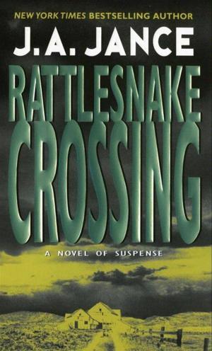 Cover of the book Rattlesnake Crossing by Brooklyn Shivers