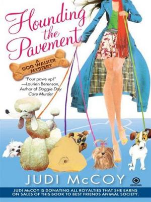 Cover of the book Hounding the Pavement by Chris Arnade