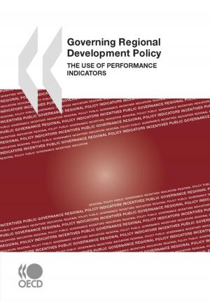 Cover of the book Governing Regional Development Policy by Collective