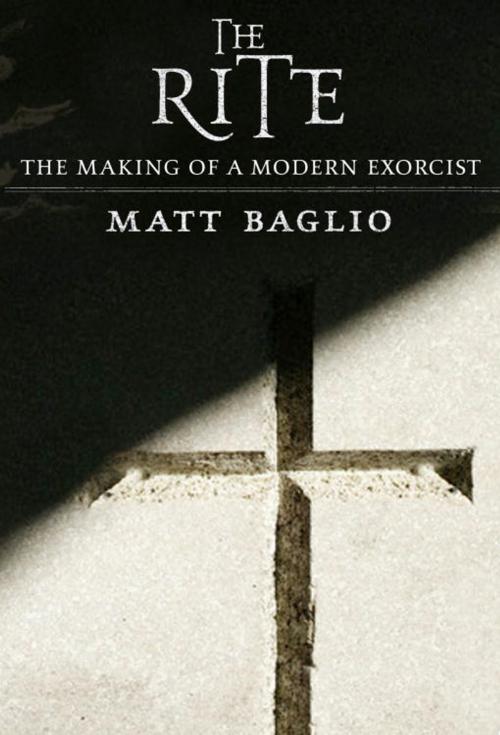 Cover of the book The Rite by Matt Baglio, The Crown Publishing Group