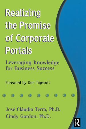 Cover of the book Realizing the Promise of Corporate Portals by Paul Connolly