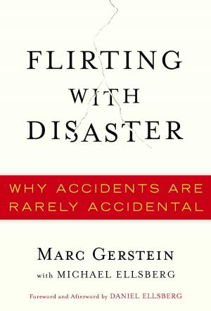 Cover of the book Flirting with Disaster by Craig Silverman