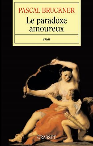 Cover of the book Le paradoxe amoureux by Clive Cussler, Jack Du Brul