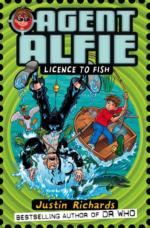 Cover of the book Licence to Fish (Agent Alfie, Book 3) by Justin Richards, HarperCollins Publishers
