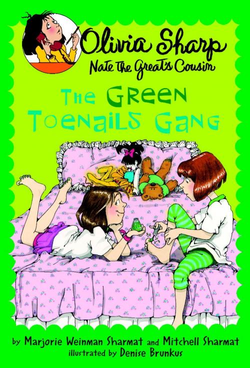 Cover of the book The Green Toenails Gang by Marjorie Weinman Sharmat, Mitchell Sharmat, Random House Children's Books