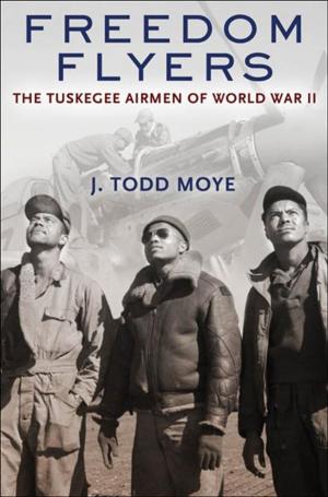 Cover of the book Freedom Flyers:The Tuskegee Airmen of World War II by Kenneth S. Broun