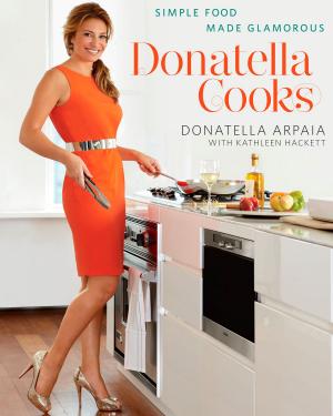 Cover of the book Donatella Cooks by Andrea Fazzari