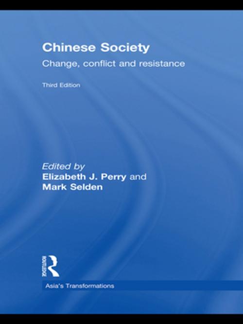 Cover of the book Chinese Society by , Taylor and Francis