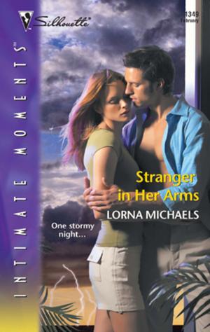 Book cover of Stranger in Her Arms