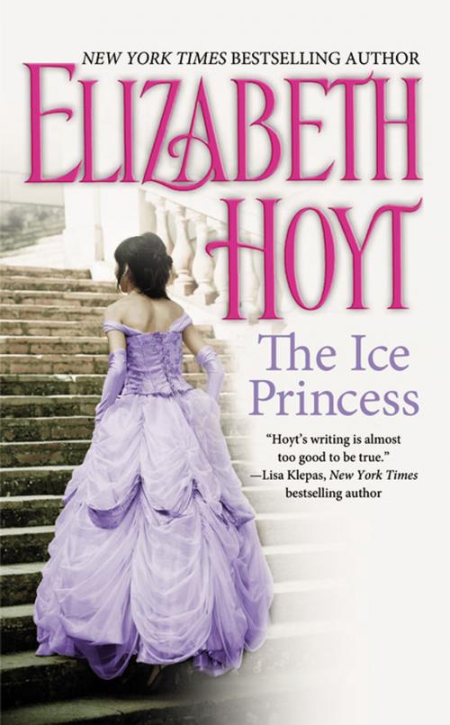 Cover of the book The Ice Princess by Elizabeth Hoyt, Grand Central Publishing