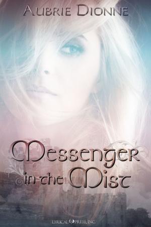 Cover of the book Messenger in the Mist by Lynn Cahoon