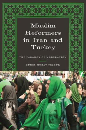 Cover of the book Muslim Reformers in Iran and Turkey by Lonn Taylor, David B. Warren