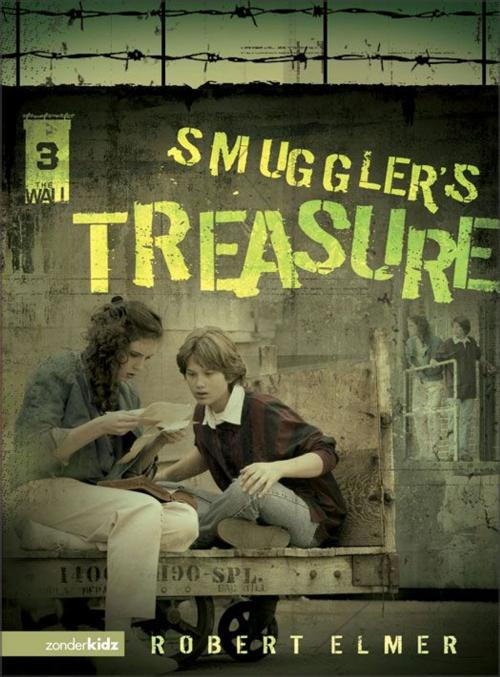 Cover of the book Smuggler's Treasure by Robert Elmer, Zonderkidz