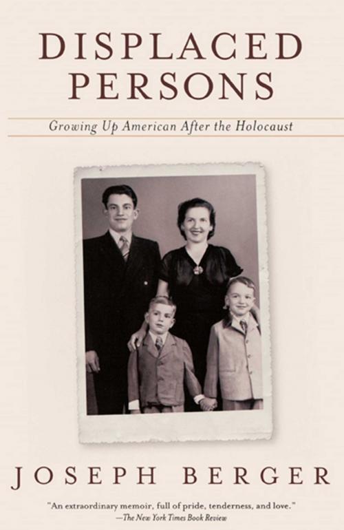 Cover of the book Displaced Persons by Joseph Berger, Washington Square Press