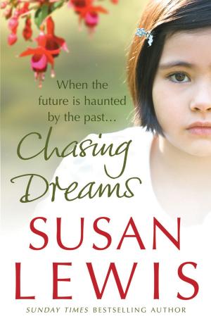 Cover of the book Chasing Dreams by Harrison Lewis