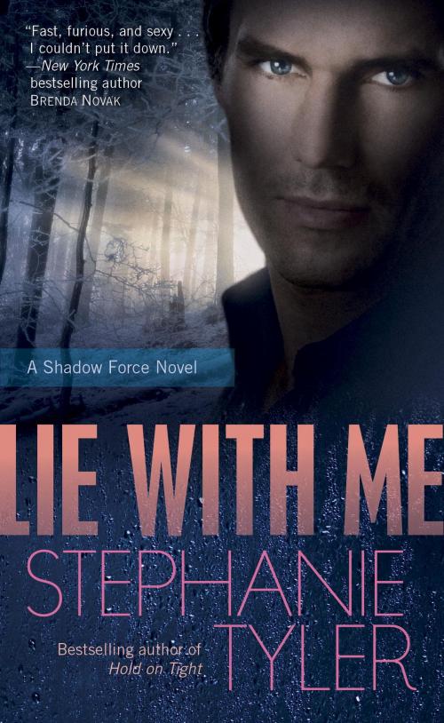 Cover of the book Lie with Me by Stephanie Tyler, Random House Publishing Group