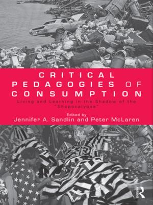 Cover of the book Critical Pedagogies of Consumption by Roberto Garvía