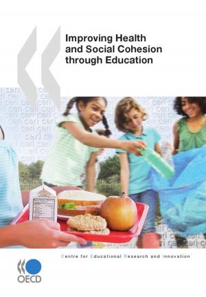 Cover of the book Improving Health and Social Cohesion through Education by Collectif