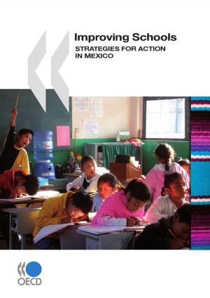 Cover of the book Improving Schools by Collective