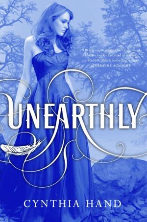 Cover of the book Unearthly by Victoria Aveyard