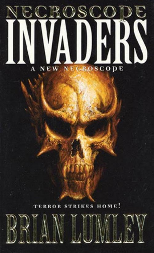 Cover of the book Necroscope: Invaders by Brian Lumley, Tom Doherty Associates