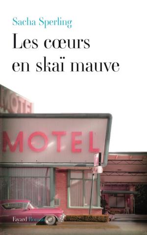 Book cover of Les coeurs en skaï mauve