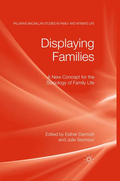 Cover of the book Displaying Families by , Palgrave Macmillan UK