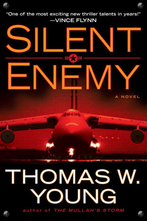 Cover of the book Silent Enemy by Tom Young, Penguin Publishing Group