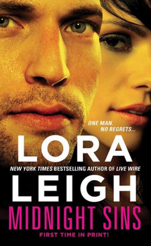 Cover of the book Midnight Sins by Lora Leigh, St. Martin's Press