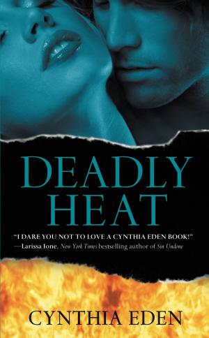 Cover of the book Deadly Heat by Kristen Ashley