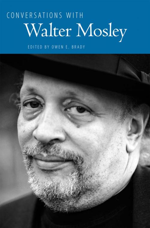 Cover of the book Conversations with Walter Mosley by , University Press of Mississippi