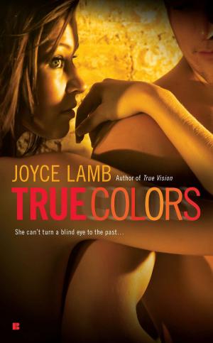 Cover of the book True Colors by Faith Hunter