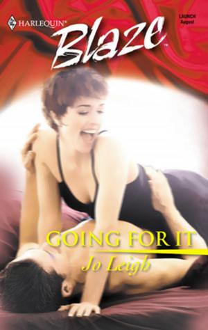Cover of the book Going For It by Tris Hahn