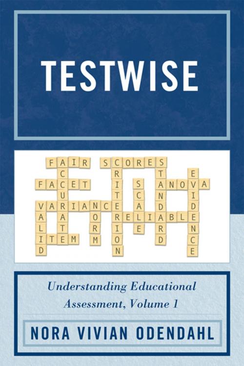 Cover of the book Testwise by Nora Odendahl, R&L Education