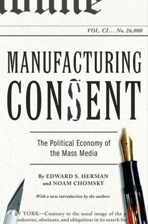 Cover of the book Manufacturing Consent by Martin Walker