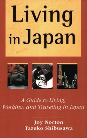 Cover of the book Living in Japan by Masahiro Tanimori, Eriko Sato
