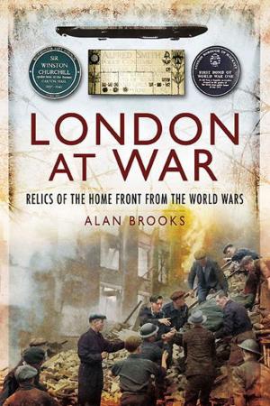 Cover of the book London at War by Vivien Teasdale