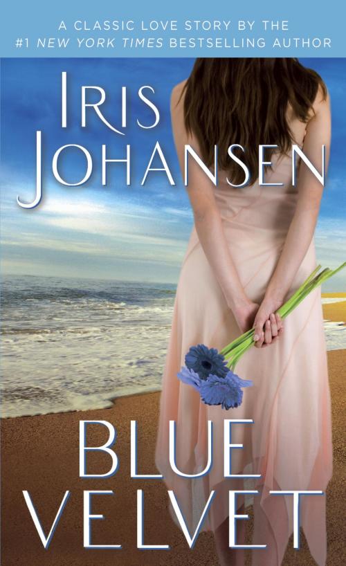 Cover of the book Blue Velvet by Iris Johansen, Random House Publishing Group