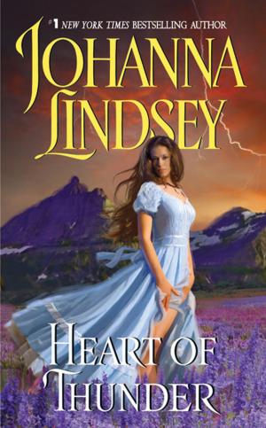 Cover of the book Heart of Thunder by Jenni Kosarin